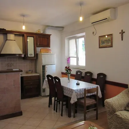 Apartment Petar *