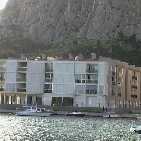 Apartment Petar